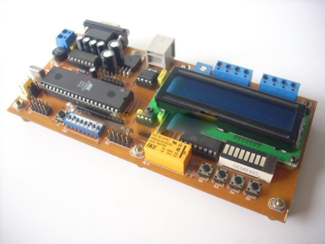 89Sxx開發(fā)板制作方案