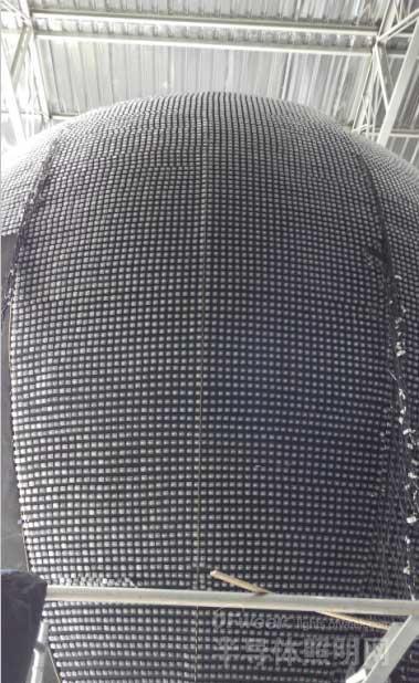 上帝的杰作：世界杯LED球形屏 與它背后的故事