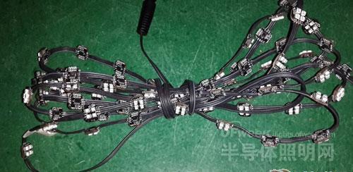 上帝的杰作：世界杯LED球形屏 與它背后的故事